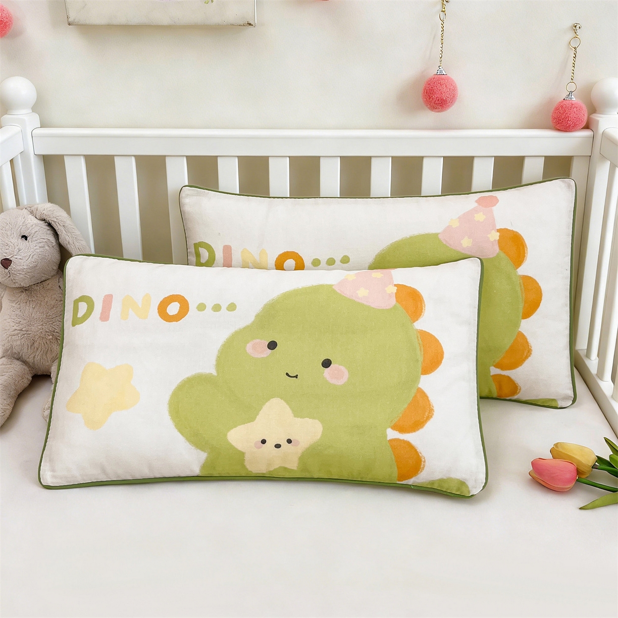 91家纺网 家纺一手货源 找家纺 雯豆家纺 2026新款全棉双层纱布枕套儿童卡通枕芯定位纯棉大版枕头套 双层纱-小恐龙