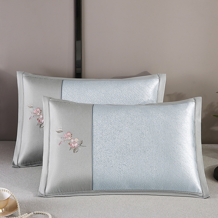 91家纺网 家纺一手货源 找家纺 小牛席业 2026新款冰藤夏凉枕【中式刺绣】系列枕套凉枕套夏天枕套冰丝枕套竹枕套藤枕套冰藤枕套 中式刺绣冰藤夏凉枕（小斜纹冰藤蓝色）