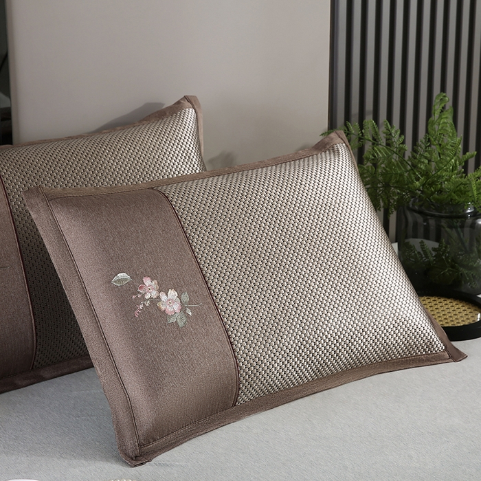 91家纺网 家纺一手货源 找家纺 （总）小牛席业 2026新款冰藤夏凉枕【中式刺绣】系列枕套凉枕套夏天枕套冰丝枕套竹枕套藤枕套冰藤枕套