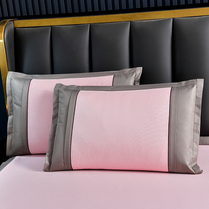 91家纺网 家纺一手货源 找家纺 小牛席业 2026新款小千鸟格-甜蜜夏日冰丝席系列凉席藤席冰藤席竹席空调席草席冰丝席豆豆席乳胶席三件套 甜蜜夏日冰丝席-粉色