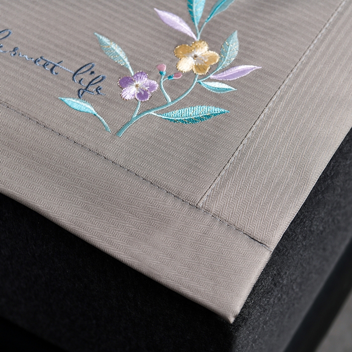 91家纺网 家纺一手货源 找家纺 小牛席业 2026新款小千鸟格-甜蜜夏日冰丝席系列凉席藤席冰藤席竹席空调席草席冰丝席豆豆席乳胶席三件套 甜蜜夏日冰丝席-粉色