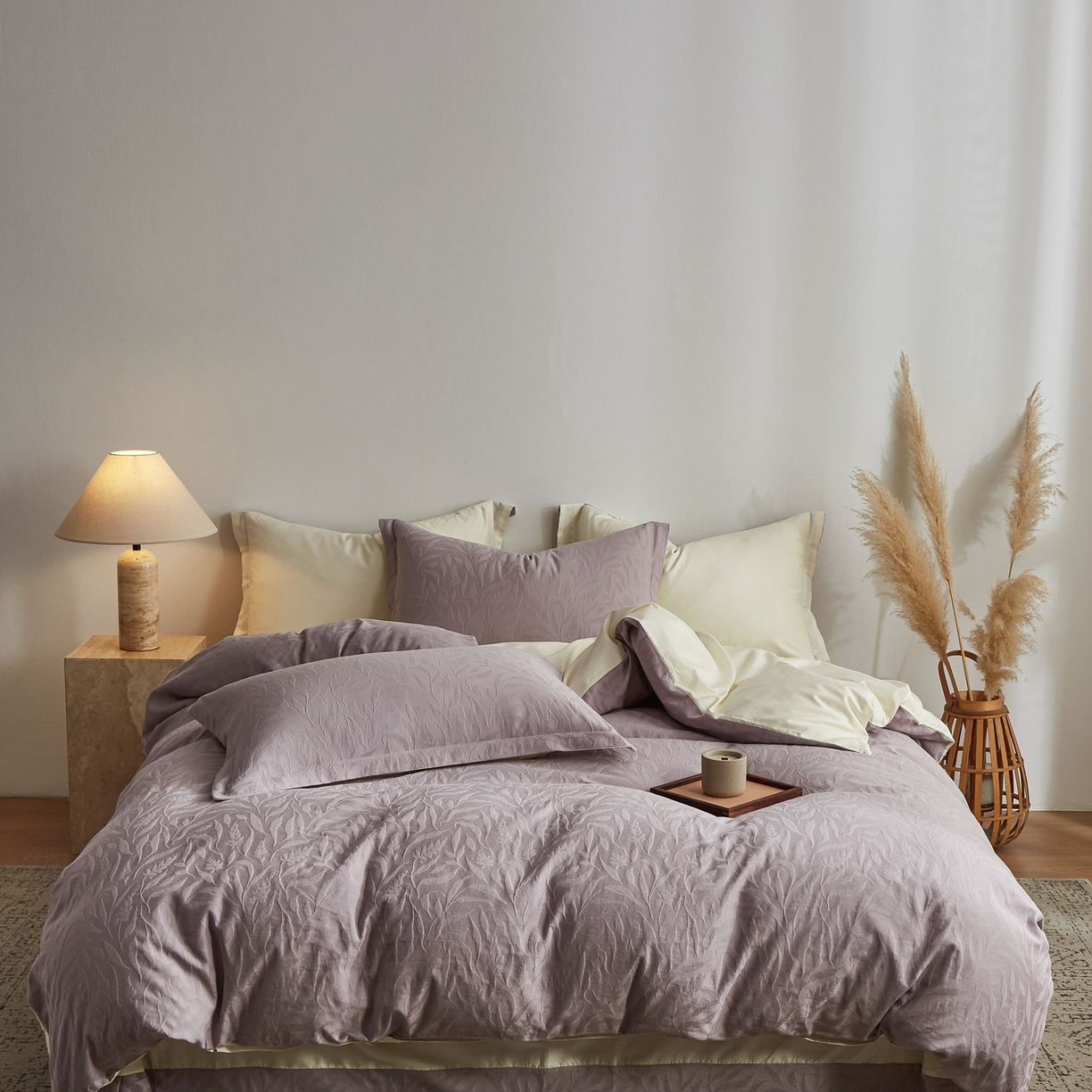 91家纺网 家纺一手货源 找家纺 顾家家居 2026新款AB面全棉厚织提花四件套 叶韵-雾紫