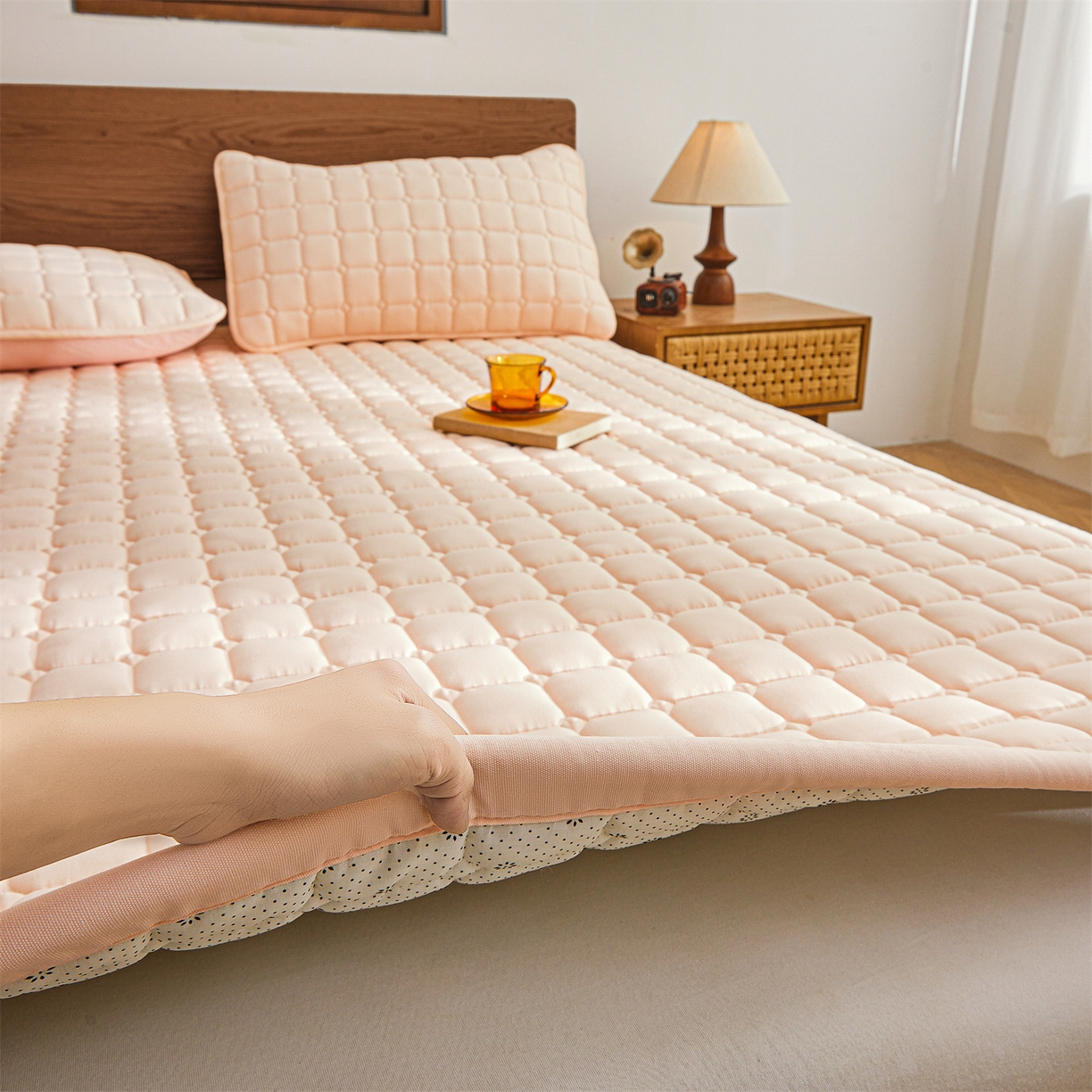 91家纺网 家纺一手货源 找家纺 （总）雯豆家纺 2026春夏新款老粗布新疆棉花床垫床护垫加厚隔脏床垫遮盖物