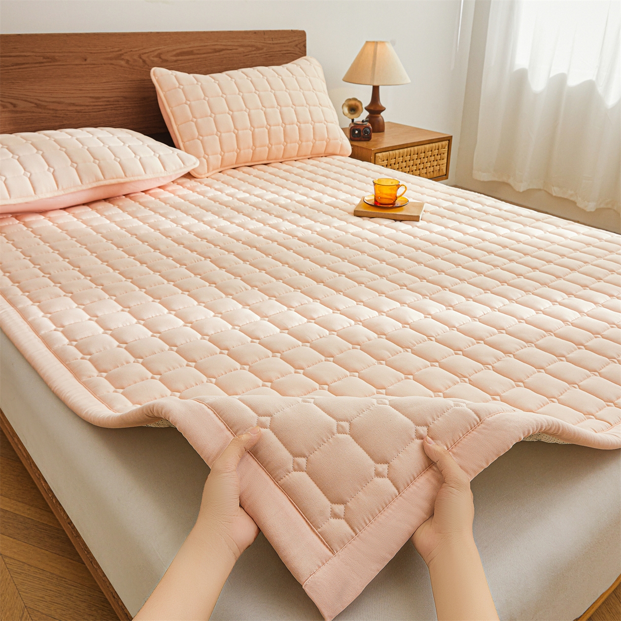 91家纺网 家纺一手货源 找家纺 （总）雯豆家纺 2026春夏新款老粗布新疆棉花床垫床护垫加厚隔脏床垫遮盖物