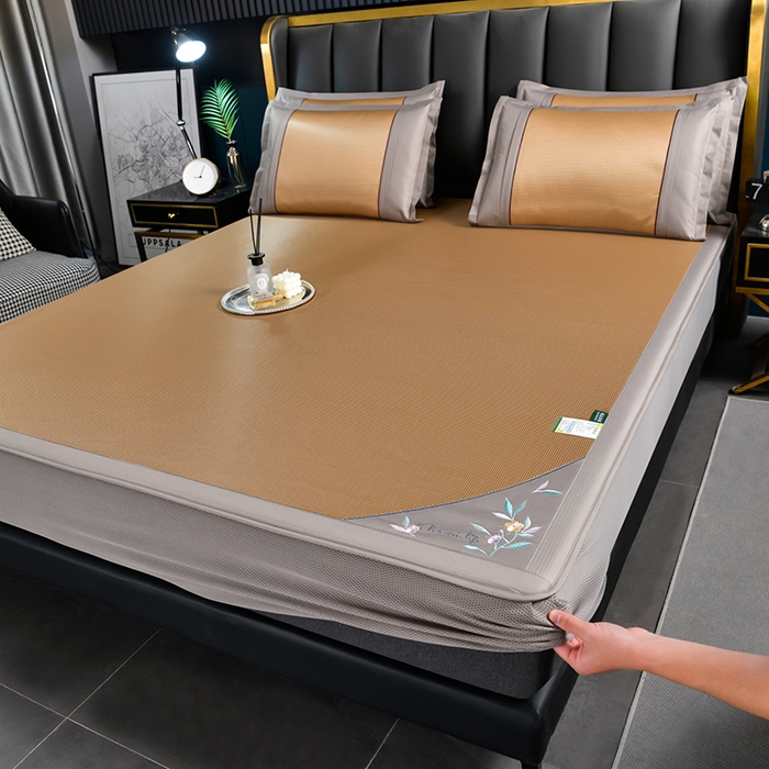 91家纺网 家纺一手货源 找家纺 （总）小牛席业 2026新款小千鸟格-甜蜜夏日冰丝席系列（床笠款）凉席藤席冰藤席竹席空调席草席冰丝席豆豆席乳胶席三件