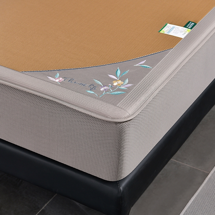 91家纺网 家纺一手货源 找家纺 小牛席业 2026新款小千鸟格-甜蜜夏日冰丝席系列（床笠款）凉席藤席冰藤席竹席空调席草席冰丝席豆豆席乳胶席三件 甜蜜夏日冰丝席-（床笠款)咖色