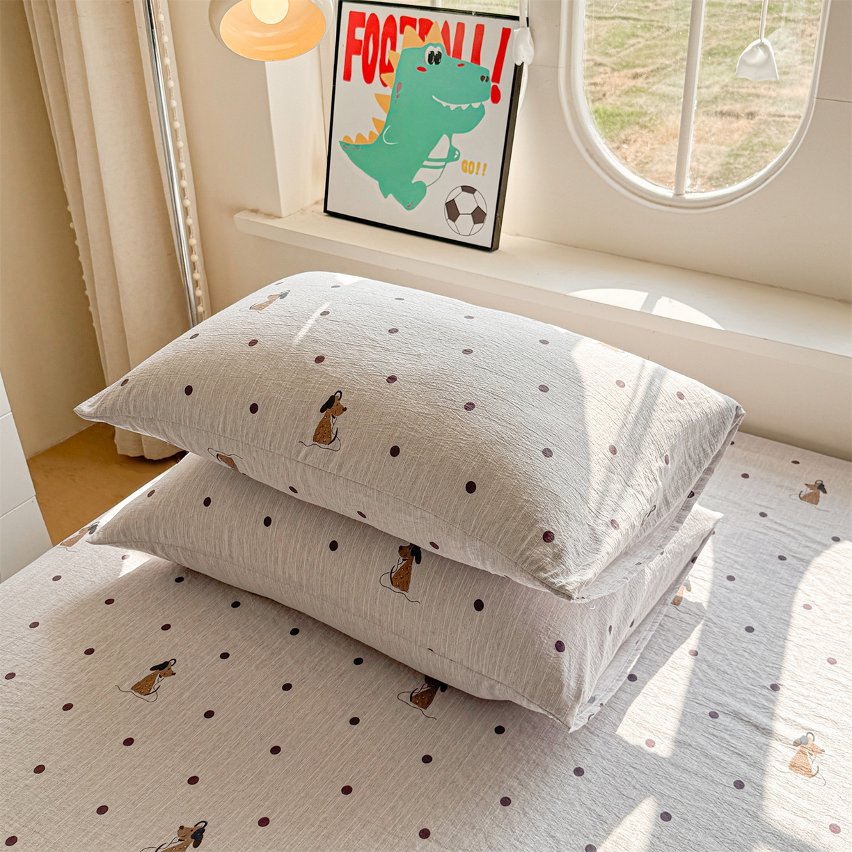 91家纺网 家纺一手货源 找家纺 雯豆家纺 2026春夏新款色织提花单层床笠三件套印花小清新卡通床罩 色织提花-点点狗（灰）