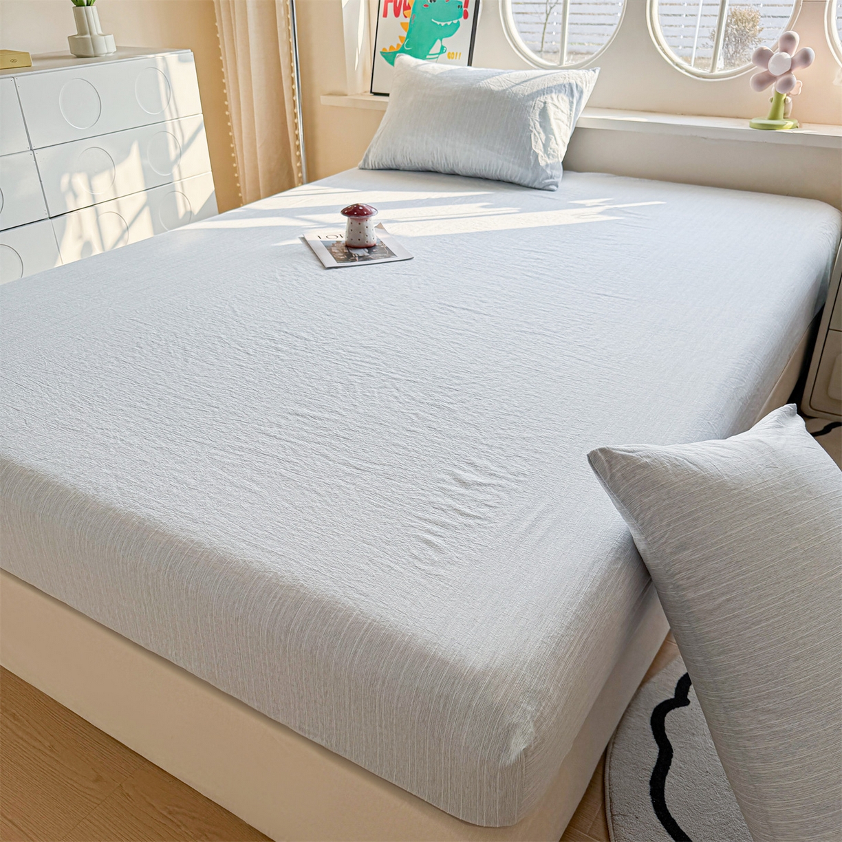 91家纺网 家纺一手货源 找家纺 雯豆家纺 2026春夏新款色织提花单层床笠三件套印花小清新卡通床罩 色织-湖水蓝