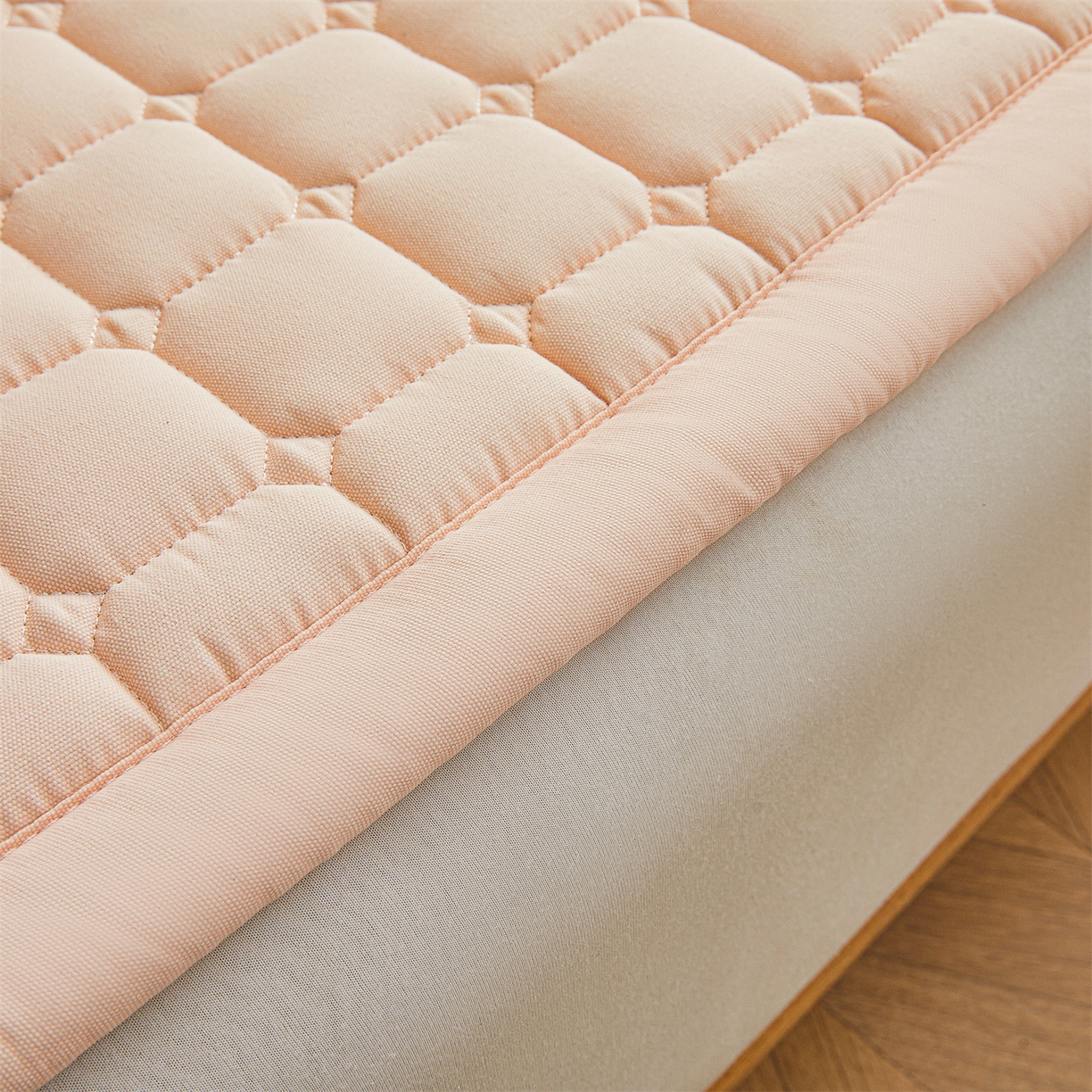 91家纺网 家纺一手货源 找家纺 雯豆家纺 2026春夏新款老粗布新疆棉花床垫床护垫加厚隔脏床垫遮盖物 老粗布-奶咖