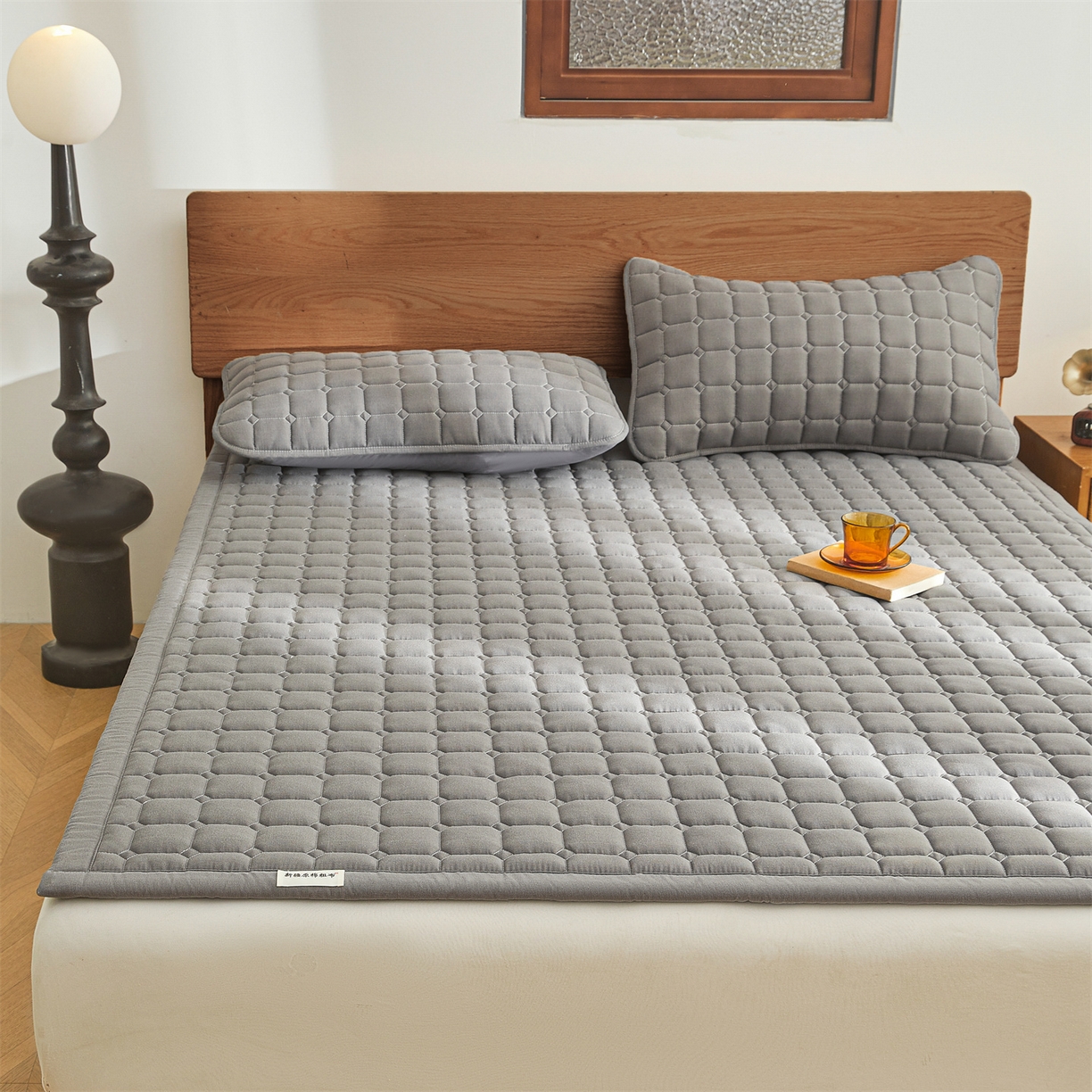 91家纺网 家纺一手货源 找家纺 雯豆家纺 2026春夏新款老粗布新疆棉花床垫床护垫加厚隔脏床垫遮盖物 老粗布-经典灰