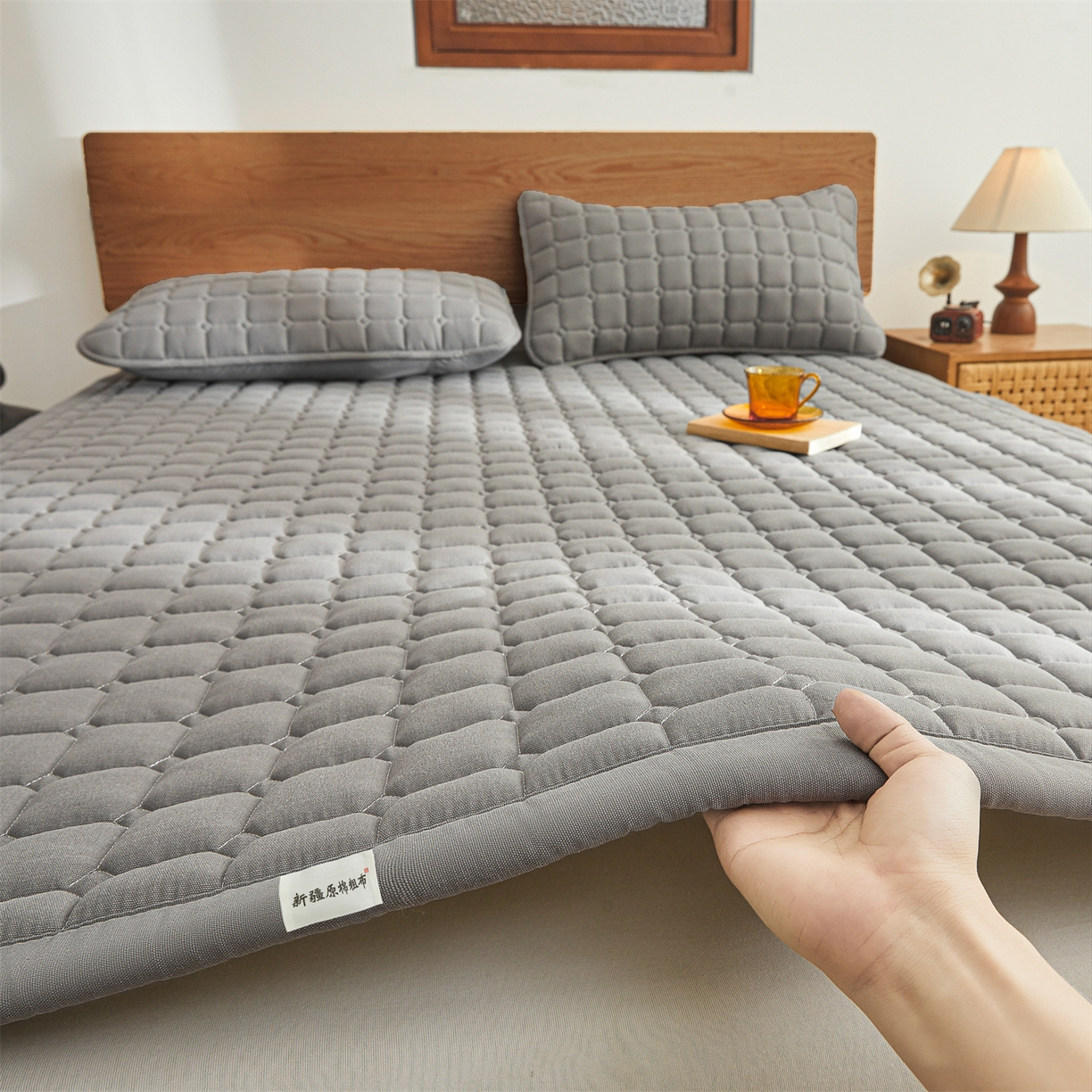 91家纺网 家纺一手货源 找家纺 雯豆家纺 2026春夏新款老粗布新疆棉花床垫床护垫加厚隔脏床垫遮盖物 老粗布-经典灰