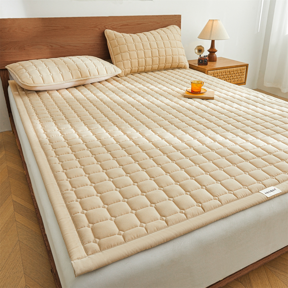 91家纺网 家纺一手货源 找家纺 雯豆家纺 2026春夏新款老粗布新疆棉花床垫床护垫加厚隔脏床垫遮盖物 老粗布-卡其