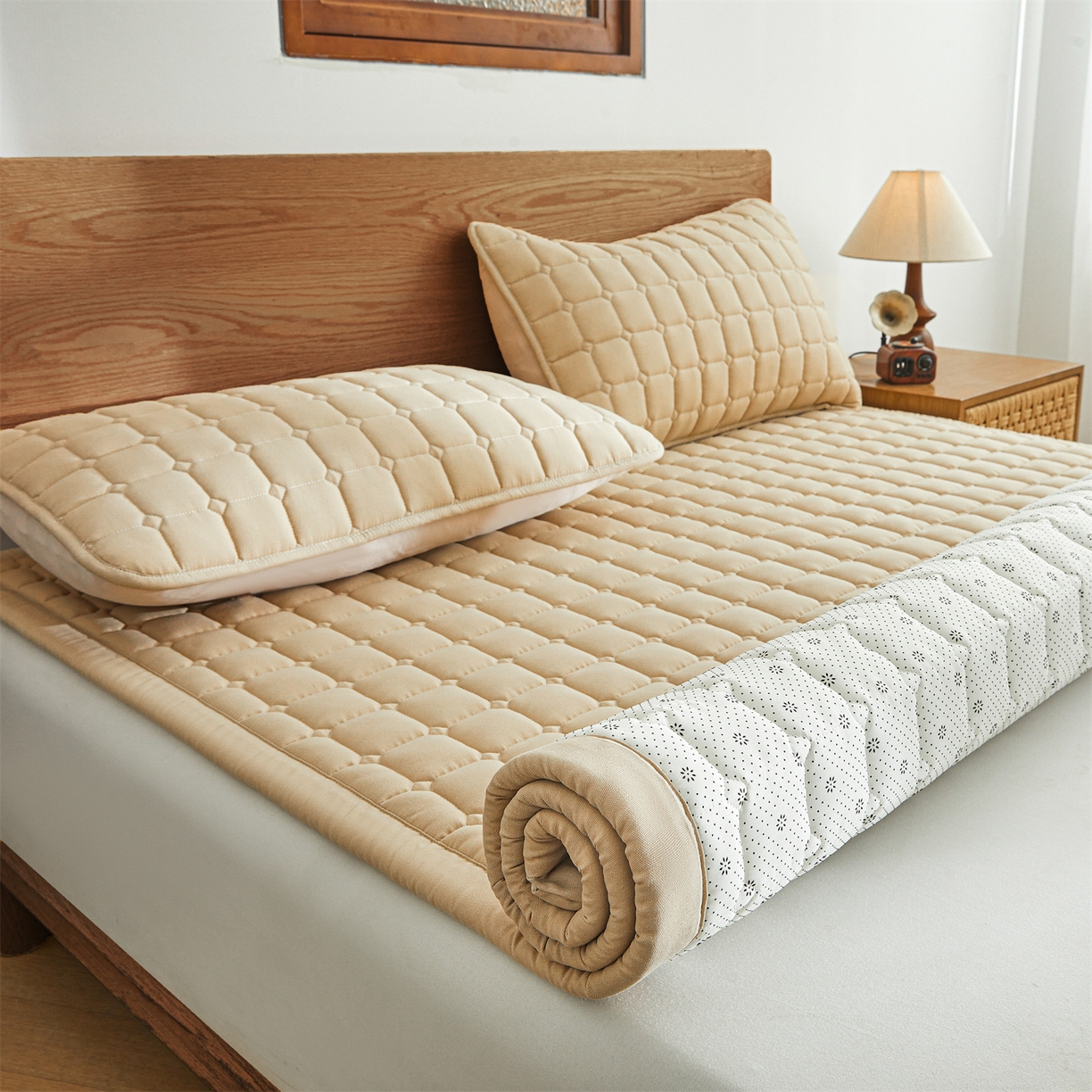 91家纺网 家纺一手货源 找家纺 雯豆家纺 2026春夏新款老粗布新疆棉花床垫床护垫加厚隔脏床垫遮盖物 老粗布-卡其