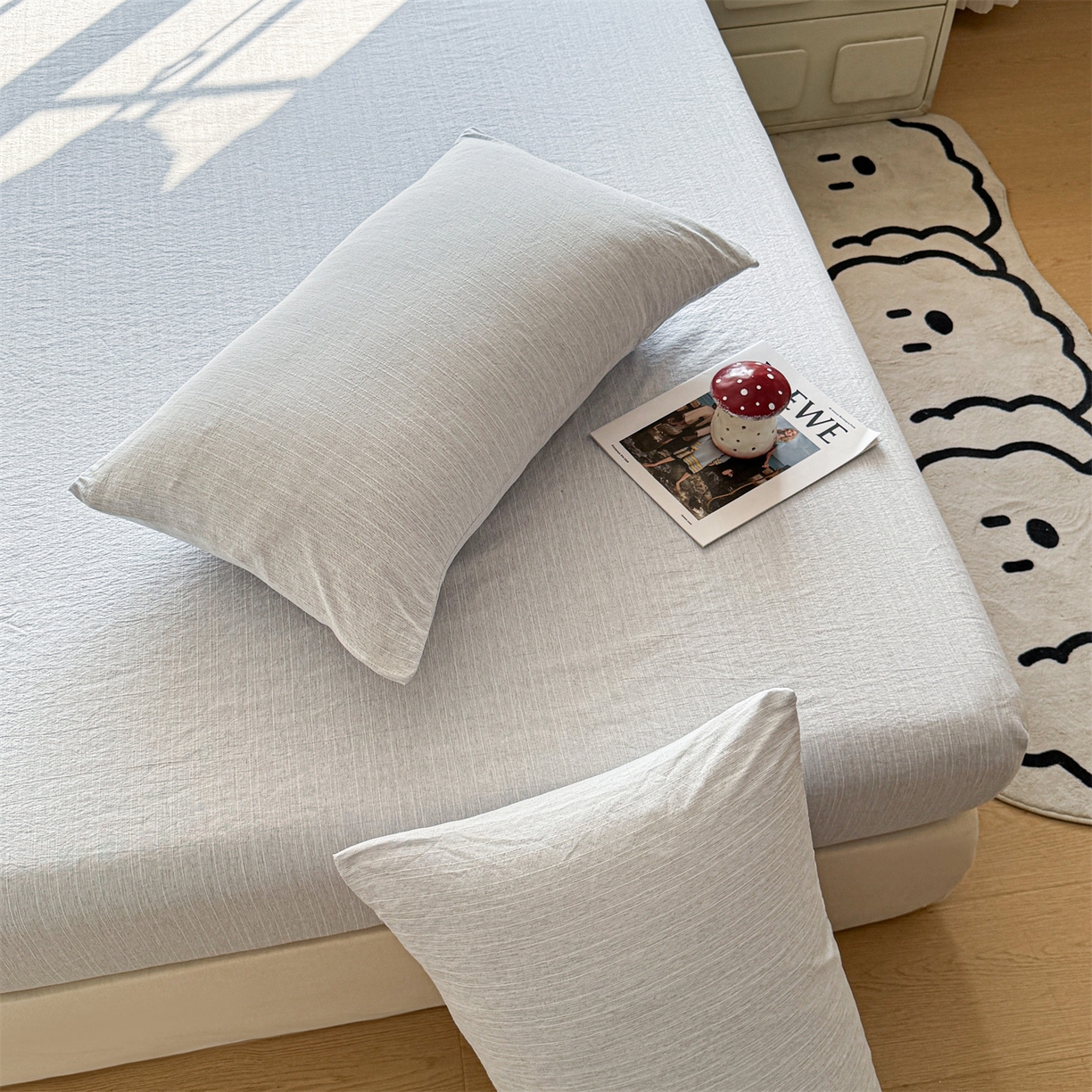 91家纺网 家纺一手货源 找家纺 雯豆家纺 2026春夏新款色织提花单层床笠三件套印花小清新卡通床罩 色织-牛仔蓝