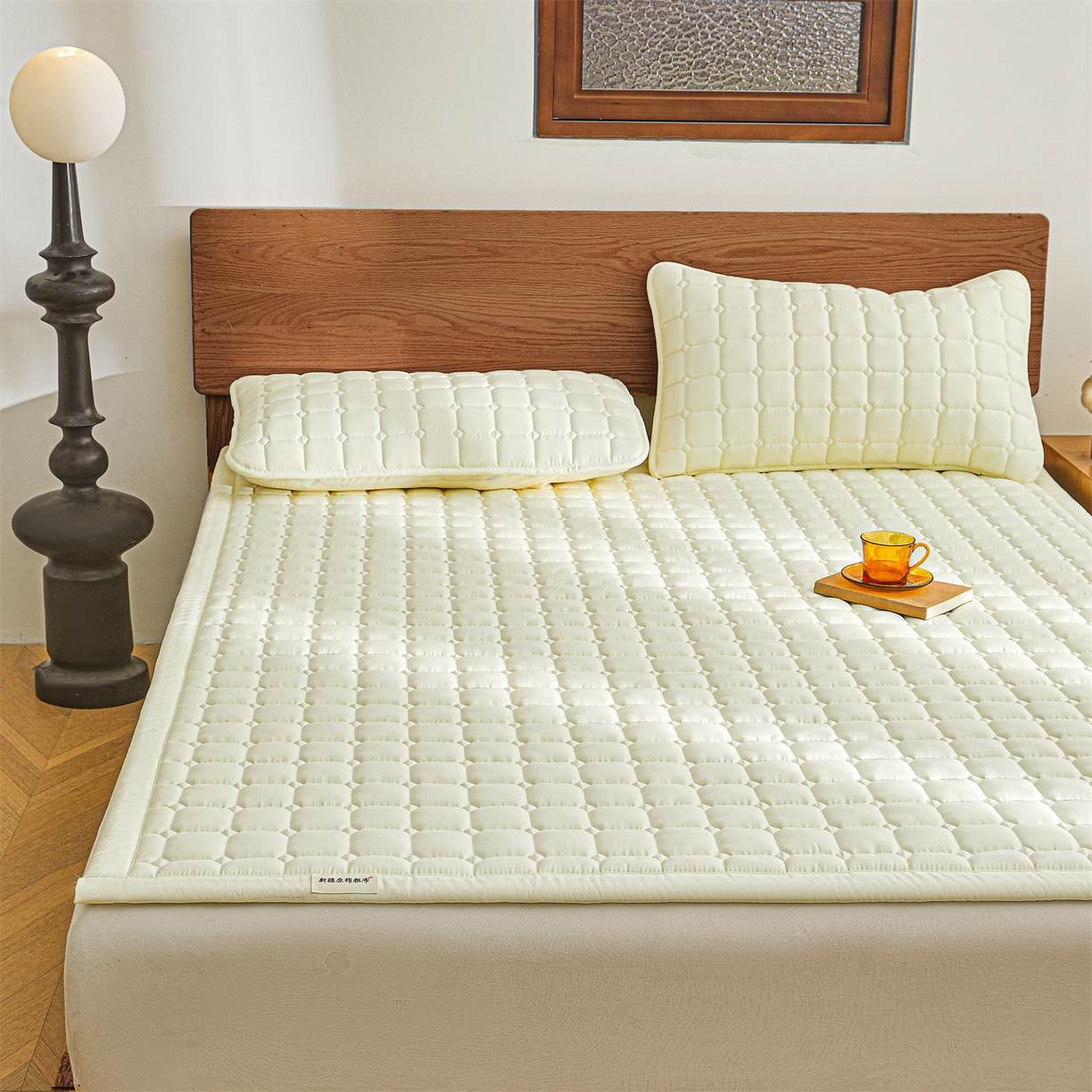 91家纺网 家纺一手货源 找家纺 雯豆家纺 2026春夏新款老粗布新疆棉花床垫床护垫加厚隔脏床垫遮盖物 老粗布-米白