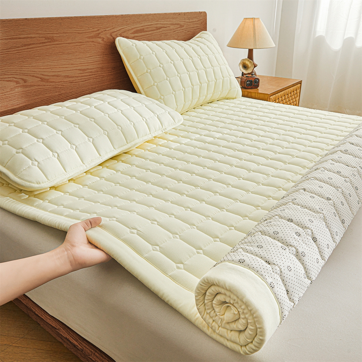 91家纺网 家纺一手货源 找家纺 雯豆家纺 2026春夏新款老粗布新疆棉花床垫床护垫加厚隔脏床垫遮盖物 老粗布-米白