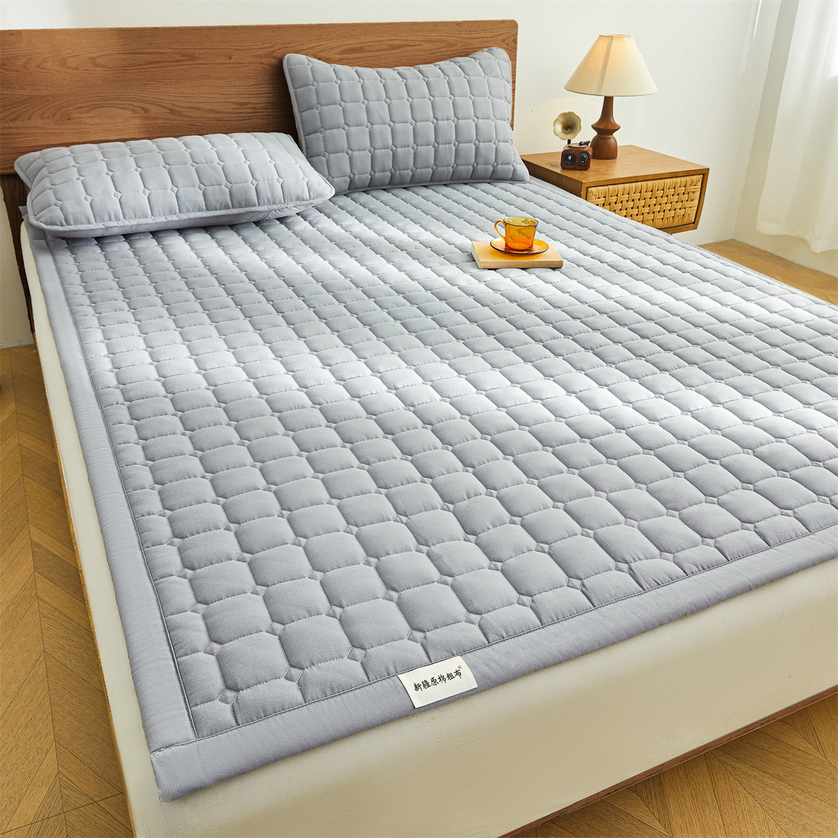 91家纺网 家纺一手货源 找家纺 雯豆家纺 2026春夏新款老粗布新疆棉花床垫床护垫加厚隔脏床垫遮盖物 老粗布-暮云灰