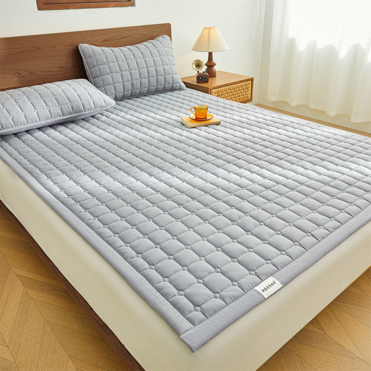 91家纺网 家纺一手货源 找家纺 雯豆家纺 2026春夏新款老粗布新疆棉花床垫床护垫加厚隔脏床垫遮盖物 老粗布-暮云灰