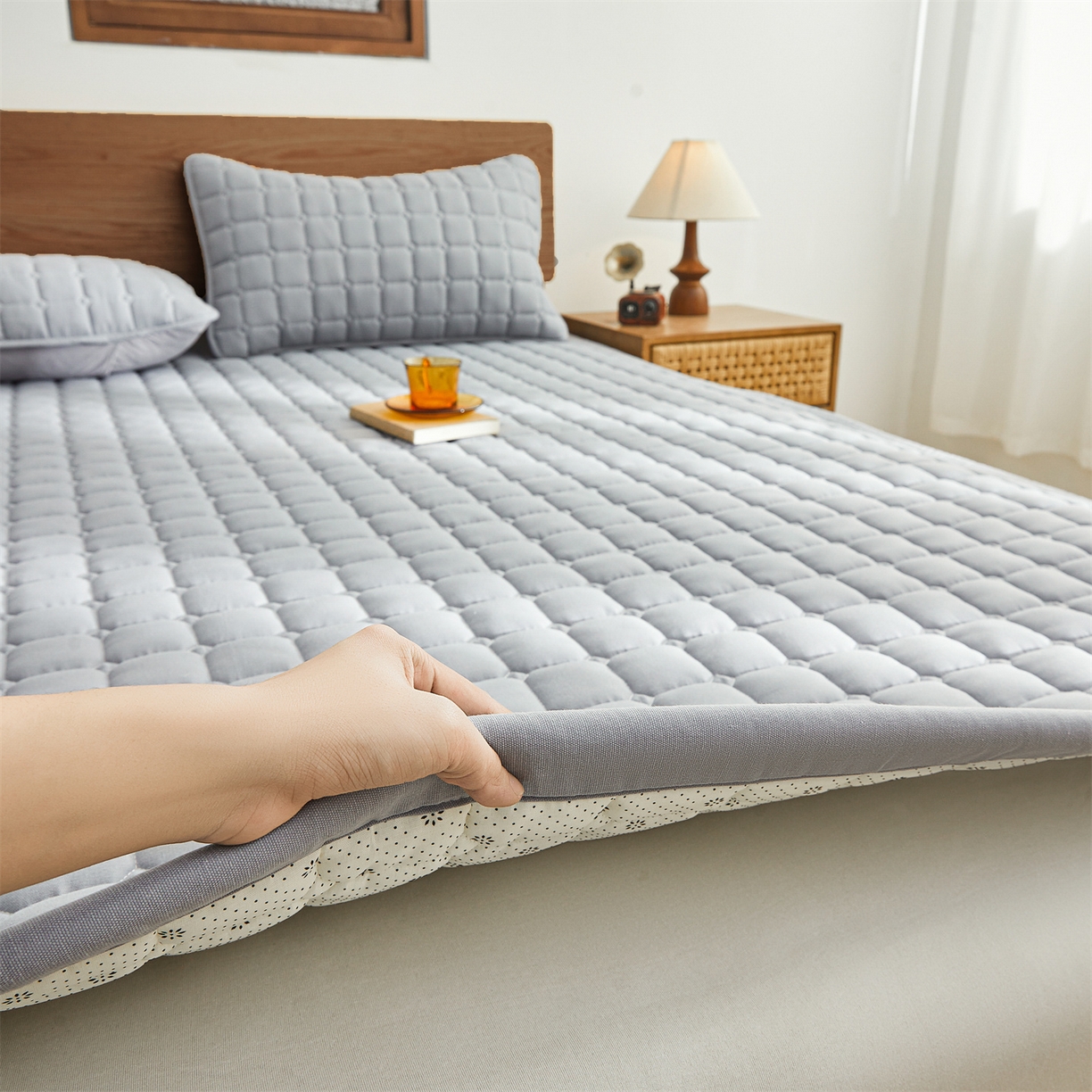 91家纺网 家纺一手货源 找家纺 雯豆家纺 2026春夏新款老粗布新疆棉花床垫床护垫加厚隔脏床垫遮盖物 老粗布-暮云灰