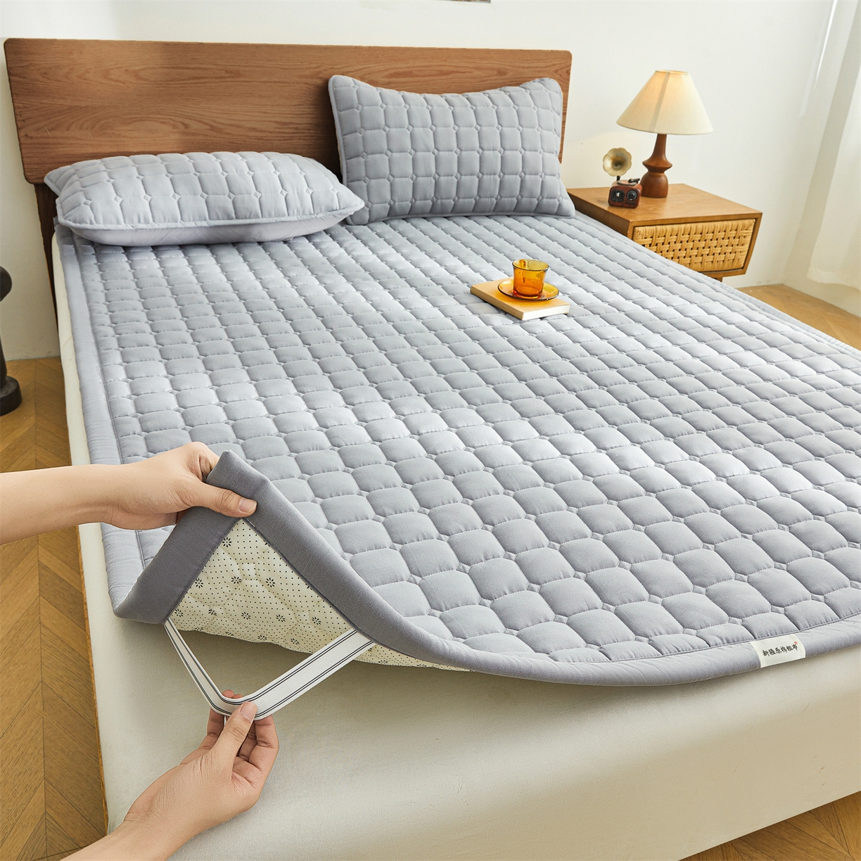 91家纺网 家纺一手货源 找家纺 雯豆家纺 2026春夏新款老粗布新疆棉花床垫床护垫加厚隔脏床垫遮盖物 老粗布-暮云灰