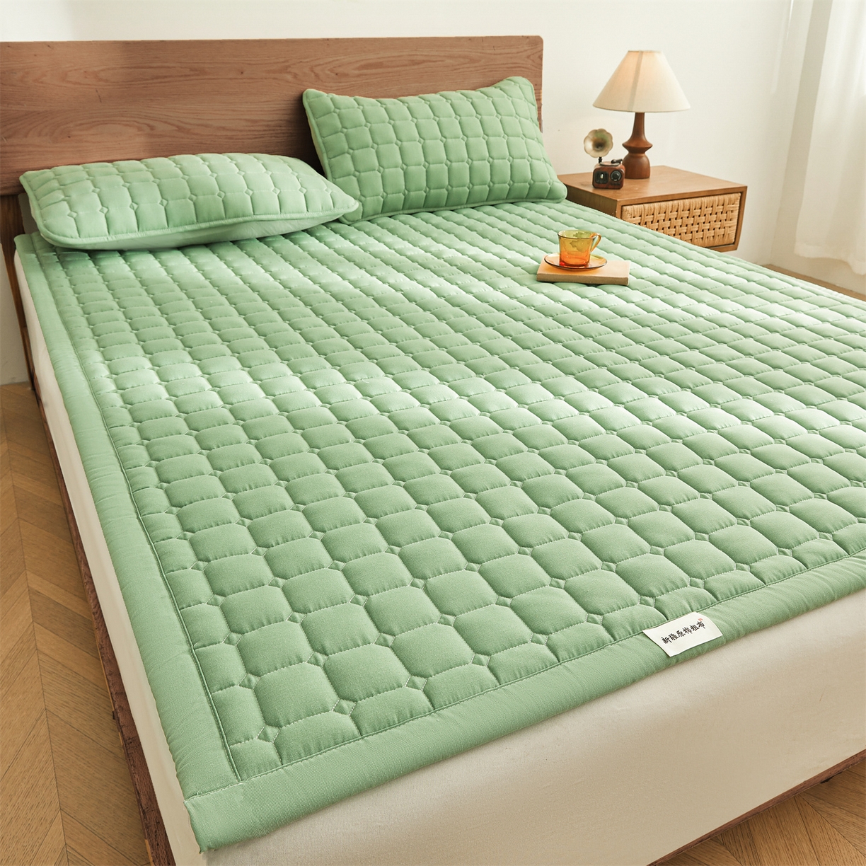 91家纺网 家纺一手货源 找家纺 雯豆家纺 2026春夏新款老粗布新疆棉花床垫床护垫加厚隔脏床垫遮盖物 老粗布-清雅绿