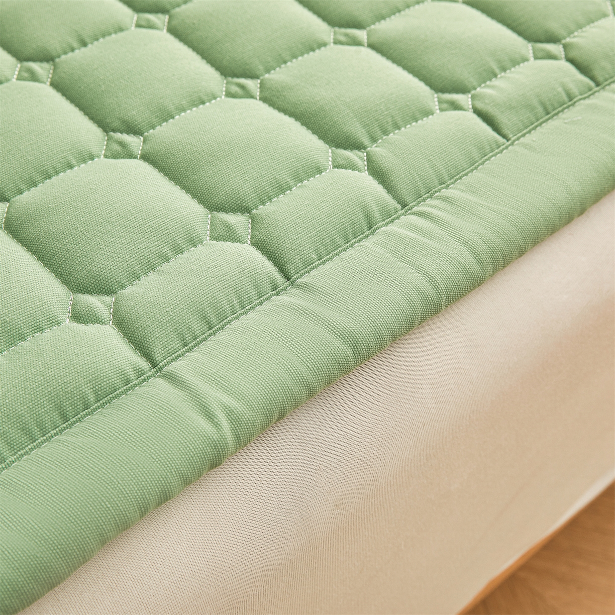 91家纺网 家纺一手货源 找家纺 雯豆家纺 2026春夏新款老粗布新疆棉花床垫床护垫加厚隔脏床垫遮盖物 老粗布-清雅绿