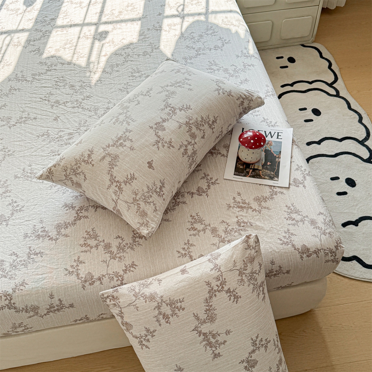 91家纺网 家纺一手货源 找家纺 雯豆家纺 2026春夏新款色织提花单层床笠三件套印花小清新卡通床罩 色织提花-蝶恋花