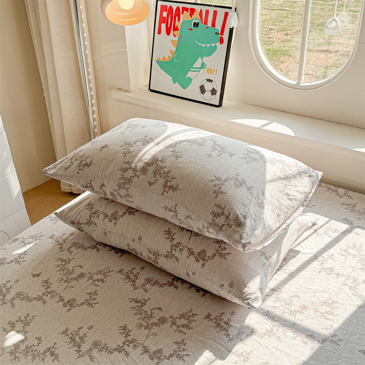 91家纺网 家纺一手货源 找家纺 雯豆家纺 2026春夏新款色织提花单层床笠三件套印花小清新卡通床罩 色织提花-蝶恋花