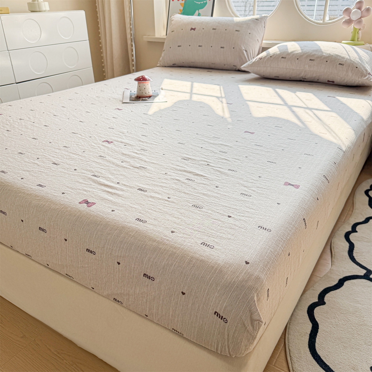 91家纺网 家纺一手货源 找家纺 雯豆家纺 2026春夏新款色织提花单层床笠三件套印花小清新卡通床罩 色织提花-敏敏