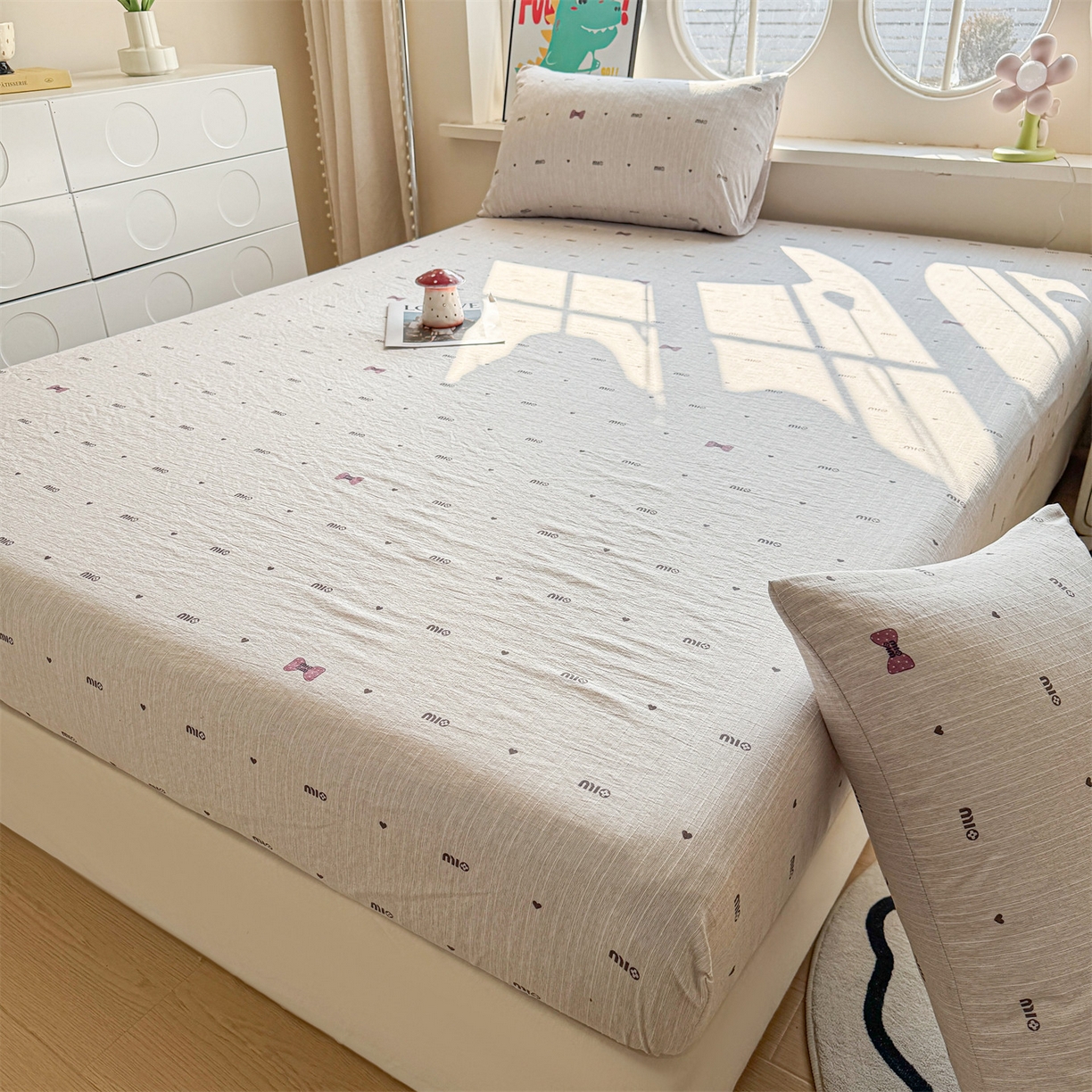 91家纺网 家纺一手货源 找家纺 雯豆家纺 2026春夏新款色织提花单层床笠三件套印花小清新卡通床罩 色织提花-敏敏