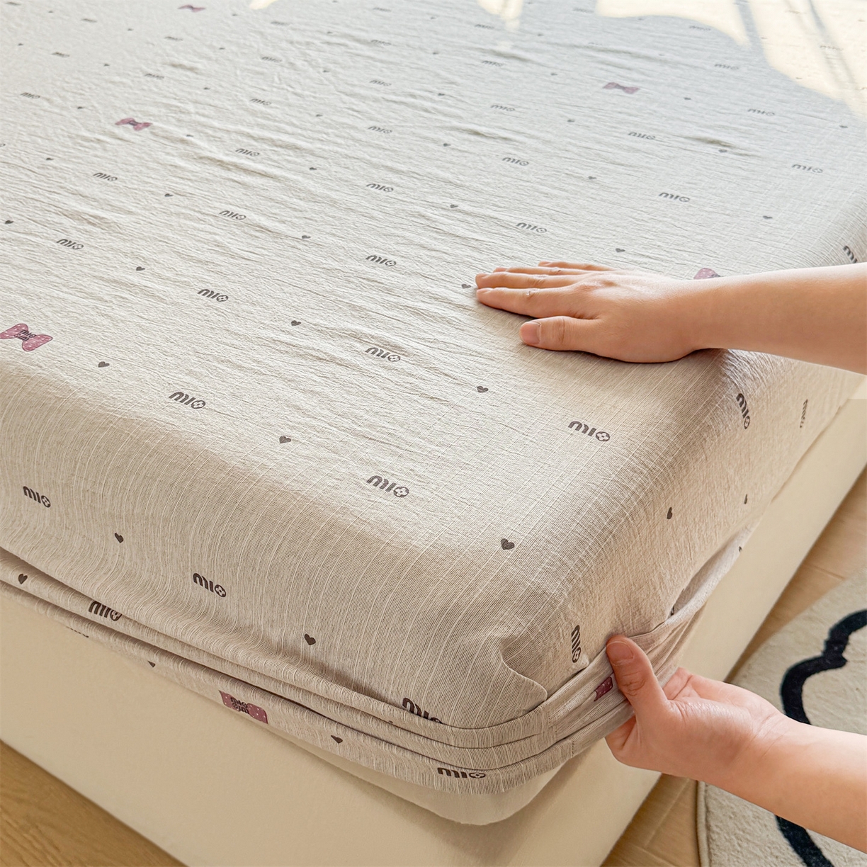 91家纺网 家纺一手货源 找家纺 雯豆家纺 2026春夏新款色织提花单层床笠三件套印花小清新卡通床罩 色织提花-敏敏