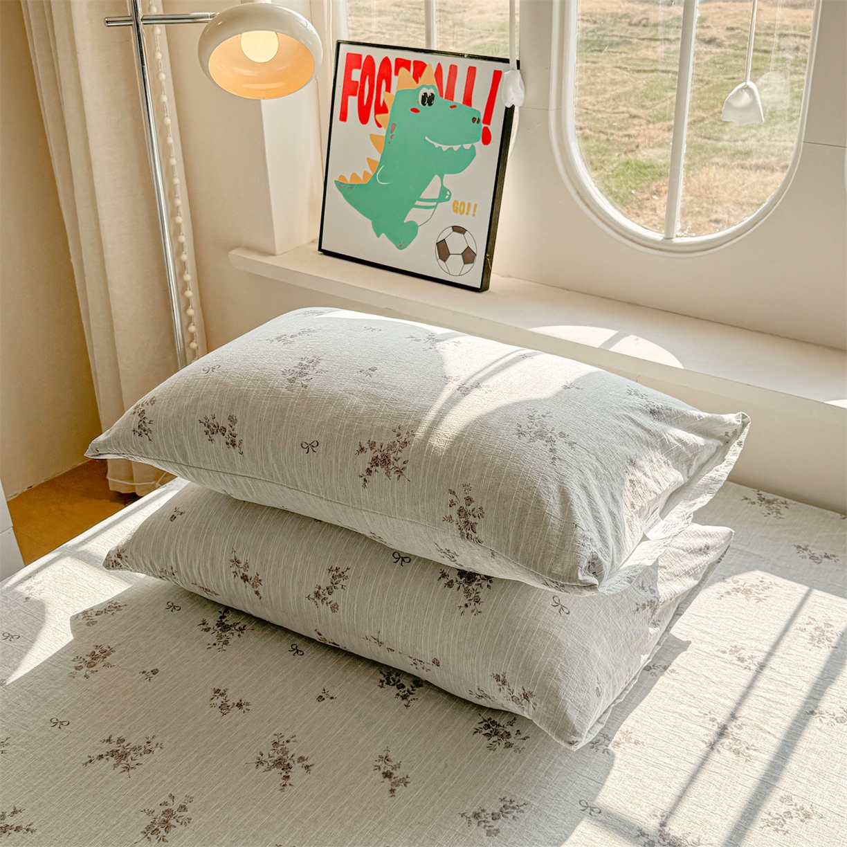 91家纺网 家纺一手货源 找家纺 雯豆家纺 2026春夏新款色织提花单层床笠三件套印花小清新卡通床罩 色织提花-俏佳人