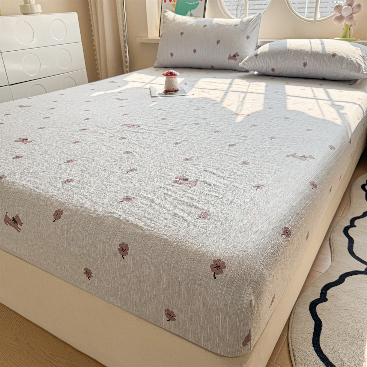 91家纺网 家纺一手货源 找家纺 雯豆家纺 2026春夏新款色织提花单层床笠三件套印花小清新卡通床罩 色织提花-幸运狗