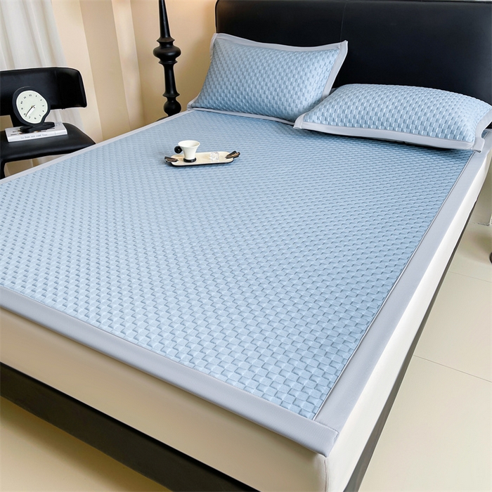 91家纺网 家纺一手货源 找家纺 雯豆家纺 2026新款A类PE凉席三件套冰豆豆席A类纯色凉豆豆席子可水洗空调软席 方格款-海涛蓝