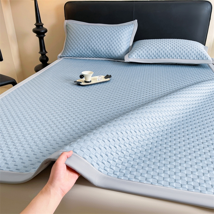 91家纺网 家纺一手货源 找家纺 雯豆家纺 2026新款A类PE凉席三件套冰豆豆席A类纯色凉豆豆席子可水洗空调软席 方格款-海涛蓝