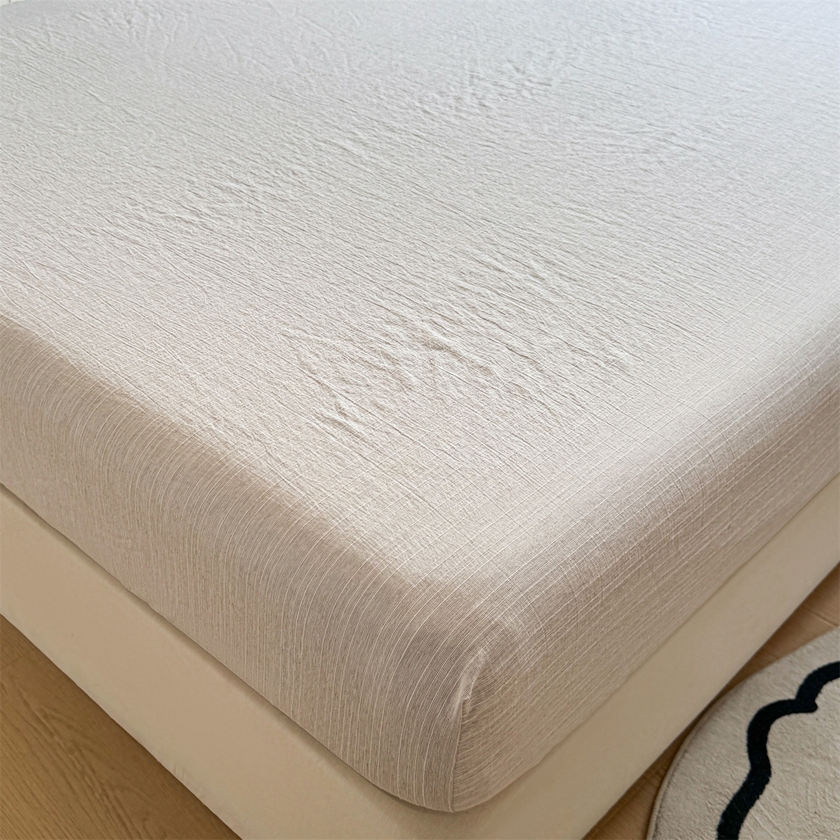 91家纺网 家纺一手货源 找家纺 雯豆家纺 2026春夏新款色织提花单层床笠三件套印花小清新卡通床罩 色织提花-烟茶