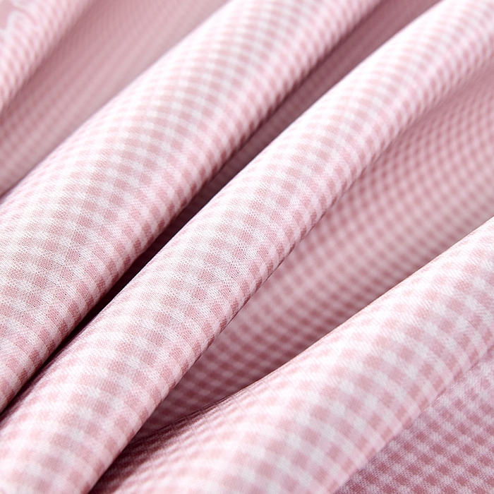 91家纺网 家纺一手货源 找家纺 小牛席业 2026新款【实拍风格】双PE高凉感-韩版小熊提花冰丝席凉席竹席藤席冰藤席乳胶席豆豆席 粉色