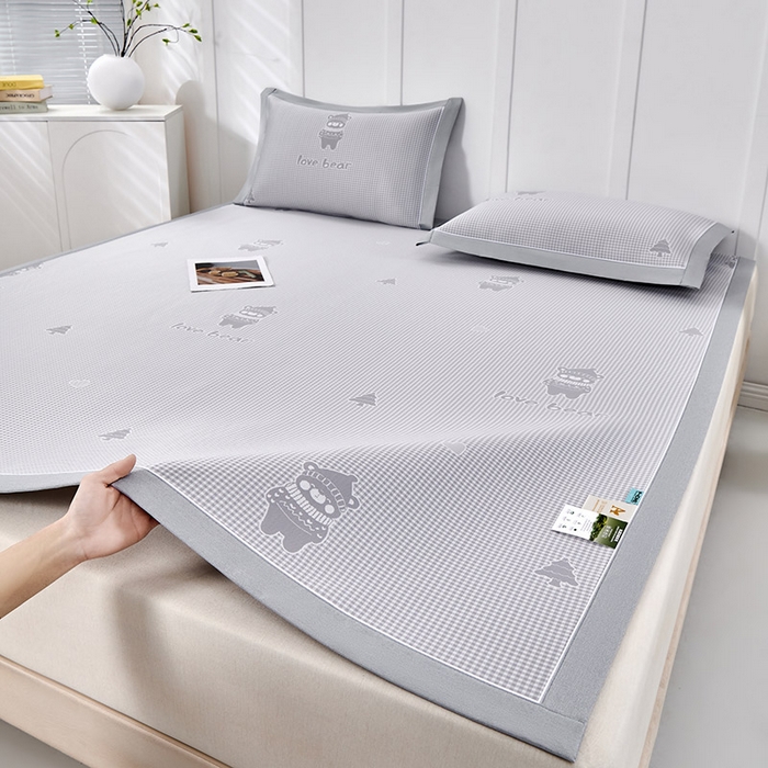 小牛席业 2026新款【实拍风格】双PE高凉感-韩版小熊提花冰丝席凉席竹席藤席冰藤席乳胶席豆豆席 灰色