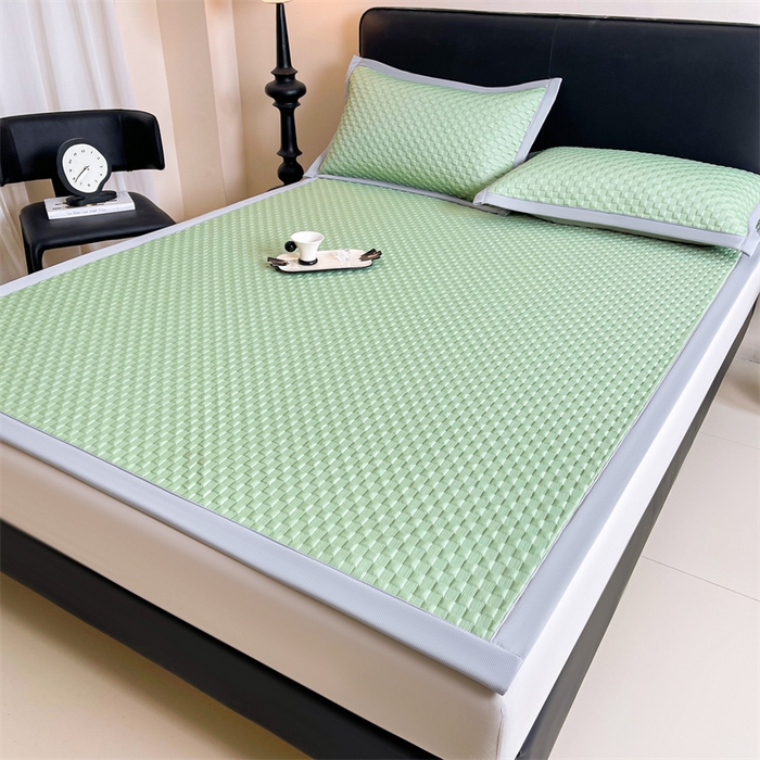 91家纺网 家纺一手货源 找家纺 雯豆家纺 2026新款A类PE凉席三件套冰豆豆席A类纯色凉豆豆席子可水洗空调软席 方格款-清新绿