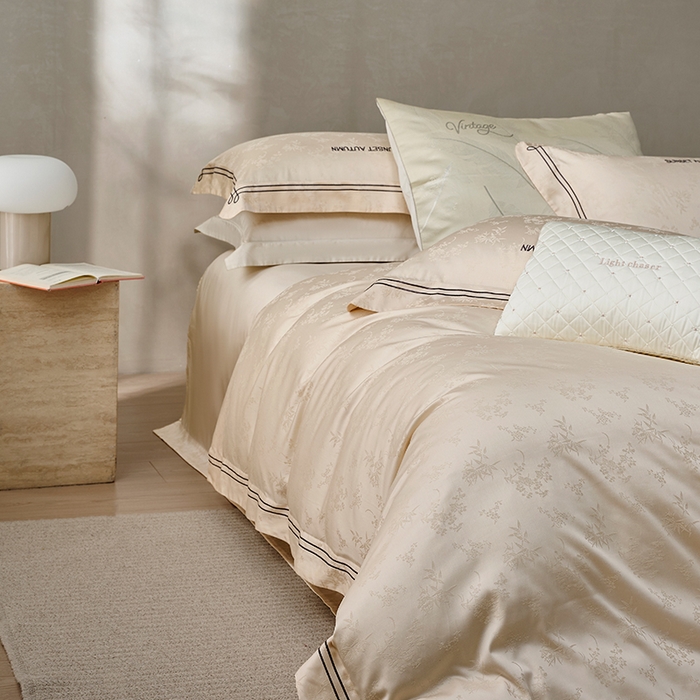 91家纺网 家纺一手货源 找家纺 诗黛尔 2026春夏新款天棉缎刺绣-新竹韵系列 新竹韵-浅米金