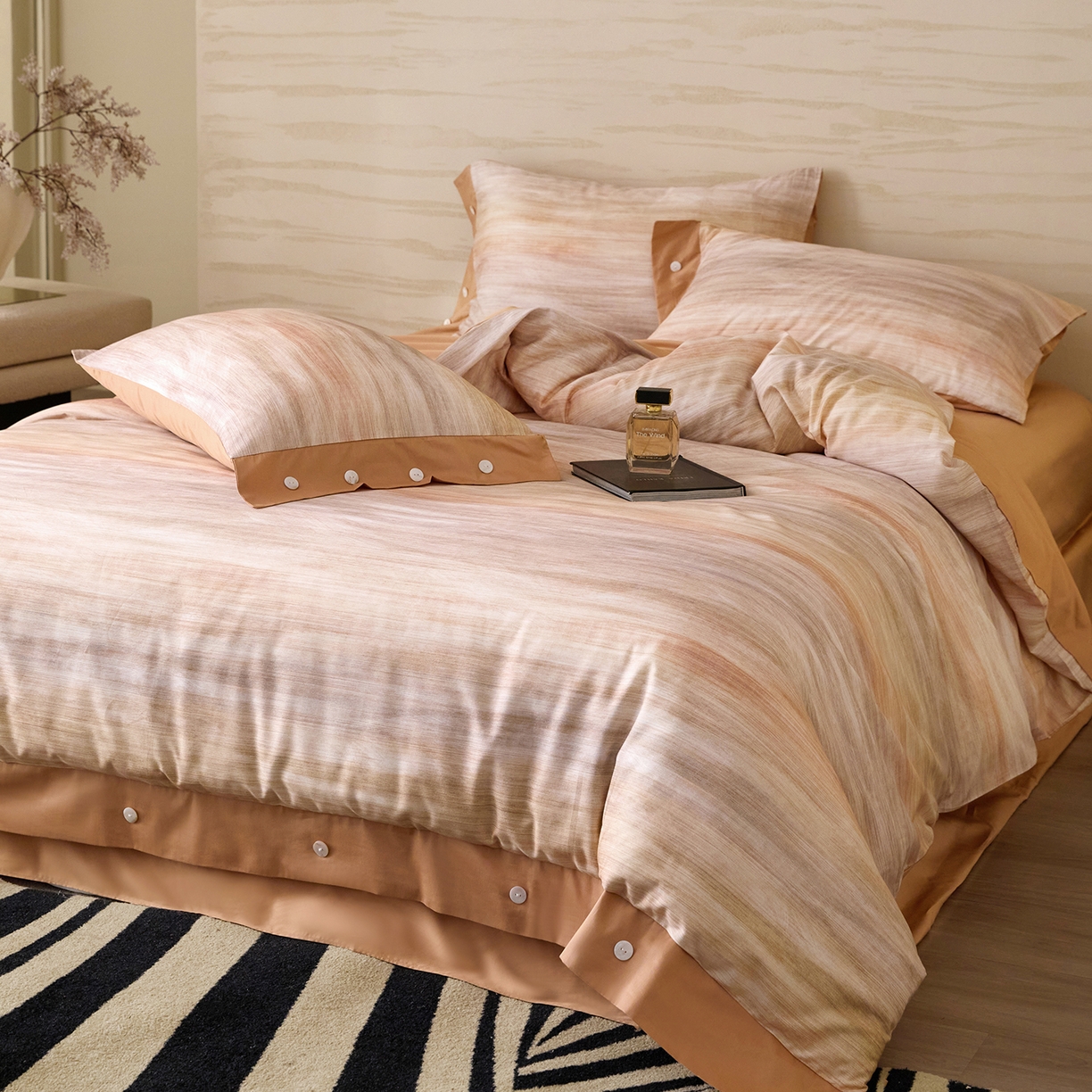 梧桐树 2026新款60支长绒棉纯棉宽边纽扣系列四件套 N601摩卡桔