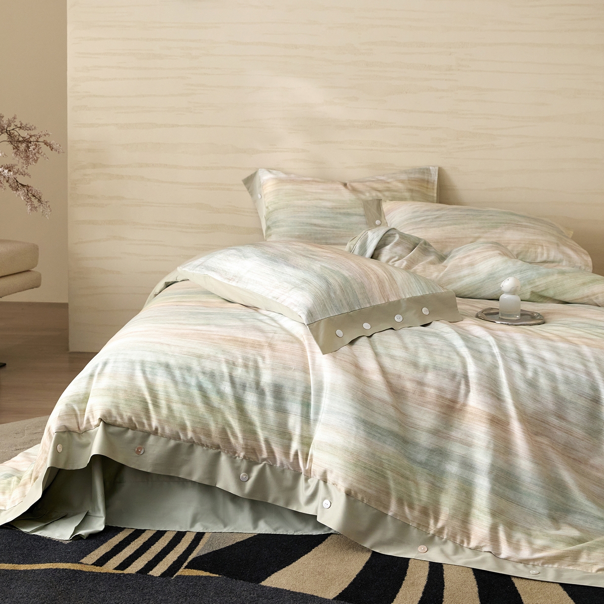 91家纺网 家纺一手货源 找家纺 梧桐树 2026新款60支长绒棉纯棉宽边纽扣系列四件套 N605摩卡绿