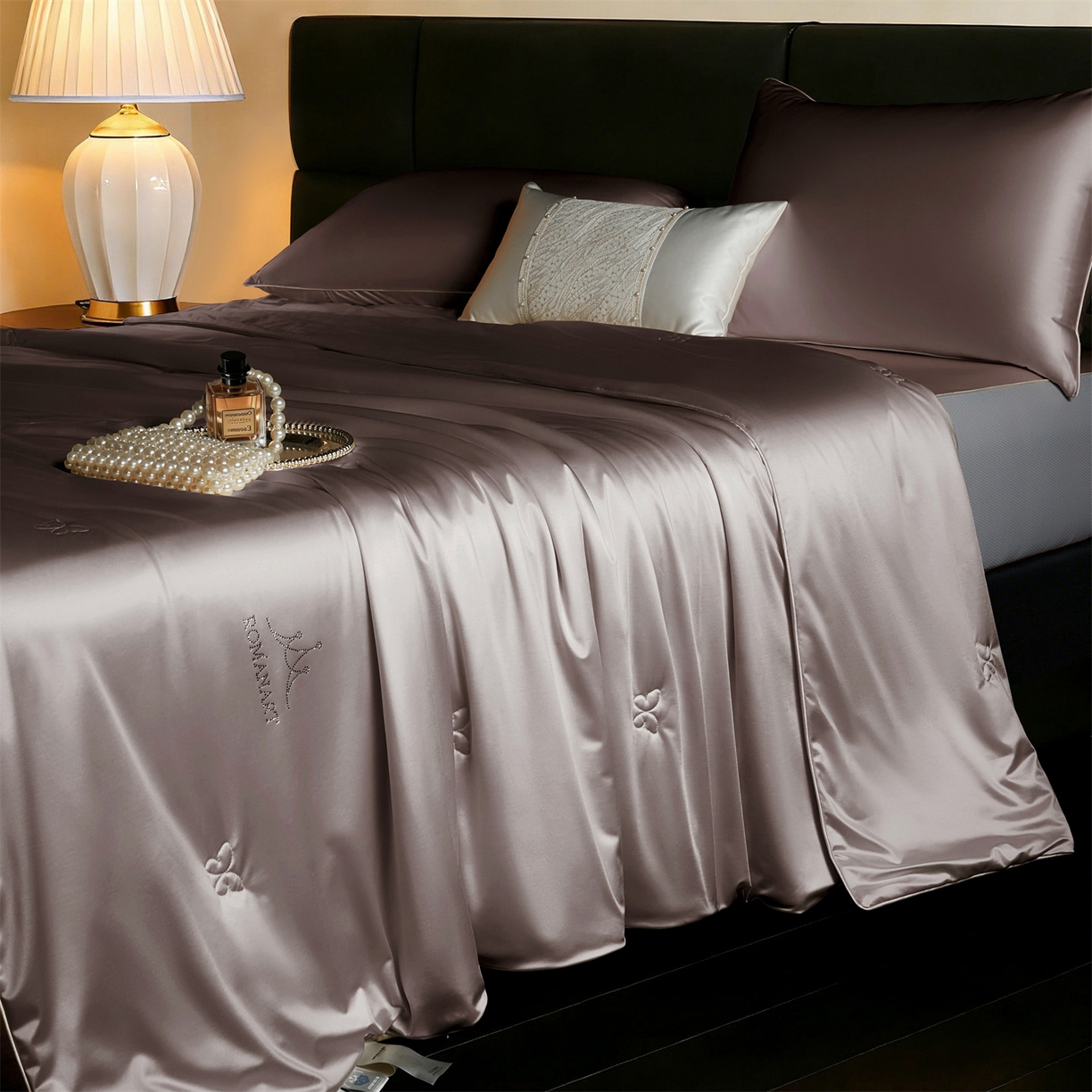 91家纺网 家纺一手货源 找家纺 （总）鸣升家纺 2026新款100%蚕丝夏凉被可水洗柞蚕丝夏被被子被芯蚕丝被空调被蚕丝夏被桑蚕丝被