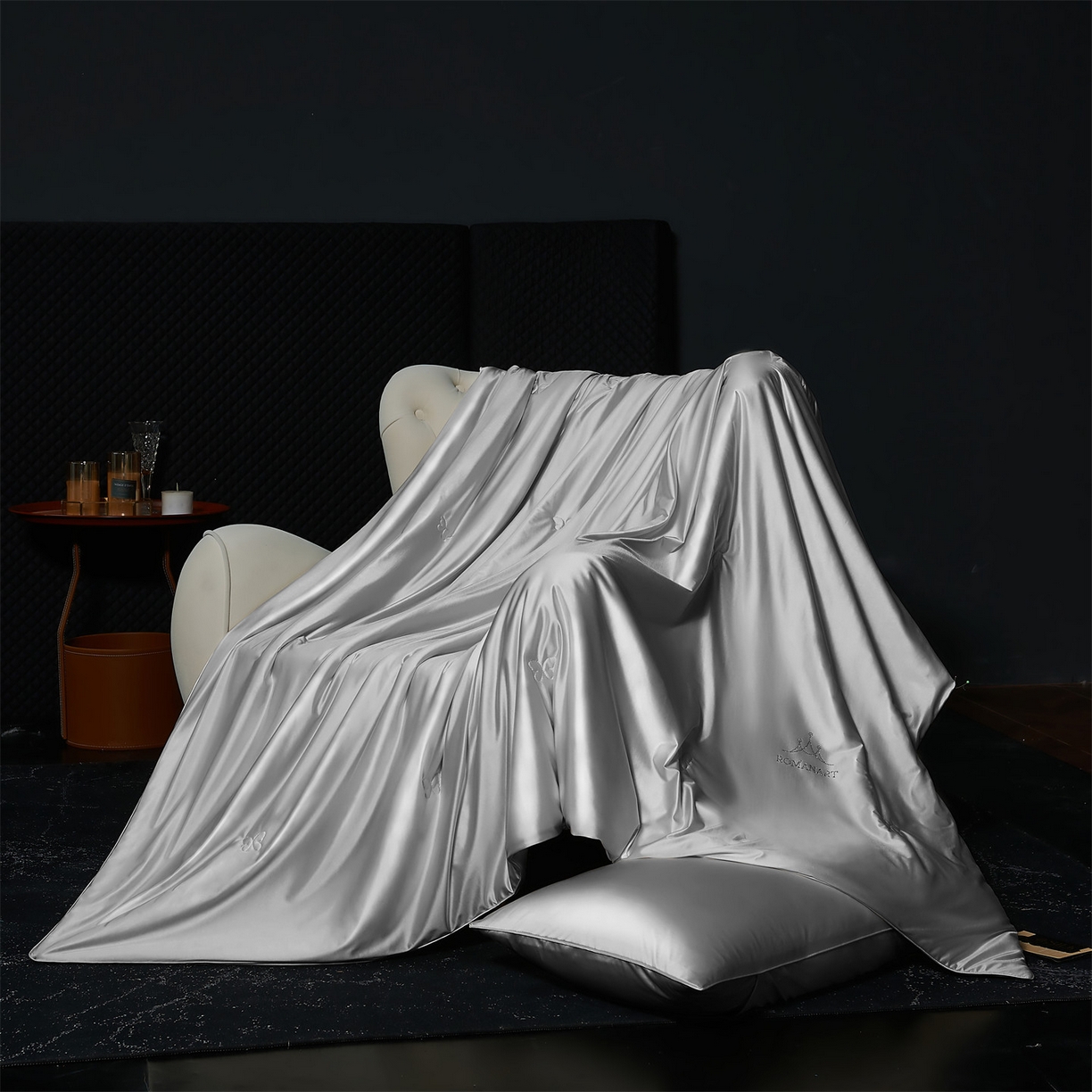 91家纺网 家纺一手货源 找家纺 鸣升家纺 2026新款100%蚕丝夏凉被可水洗柞蚕丝夏被被子被芯蚕丝被空调被蚕丝夏被桑蚕丝被 灰色