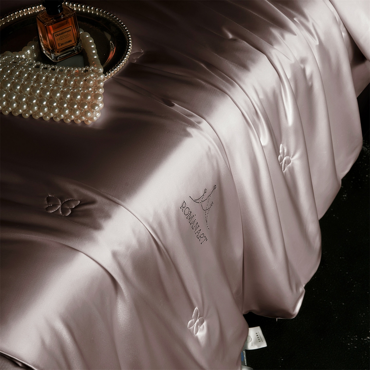 91家纺网 家纺一手货源 找家纺 鸣升家纺 2026新款100%蚕丝夏凉被可水洗柞蚕丝夏被被子被芯蚕丝被空调被蚕丝夏被桑蚕丝被 豆沙