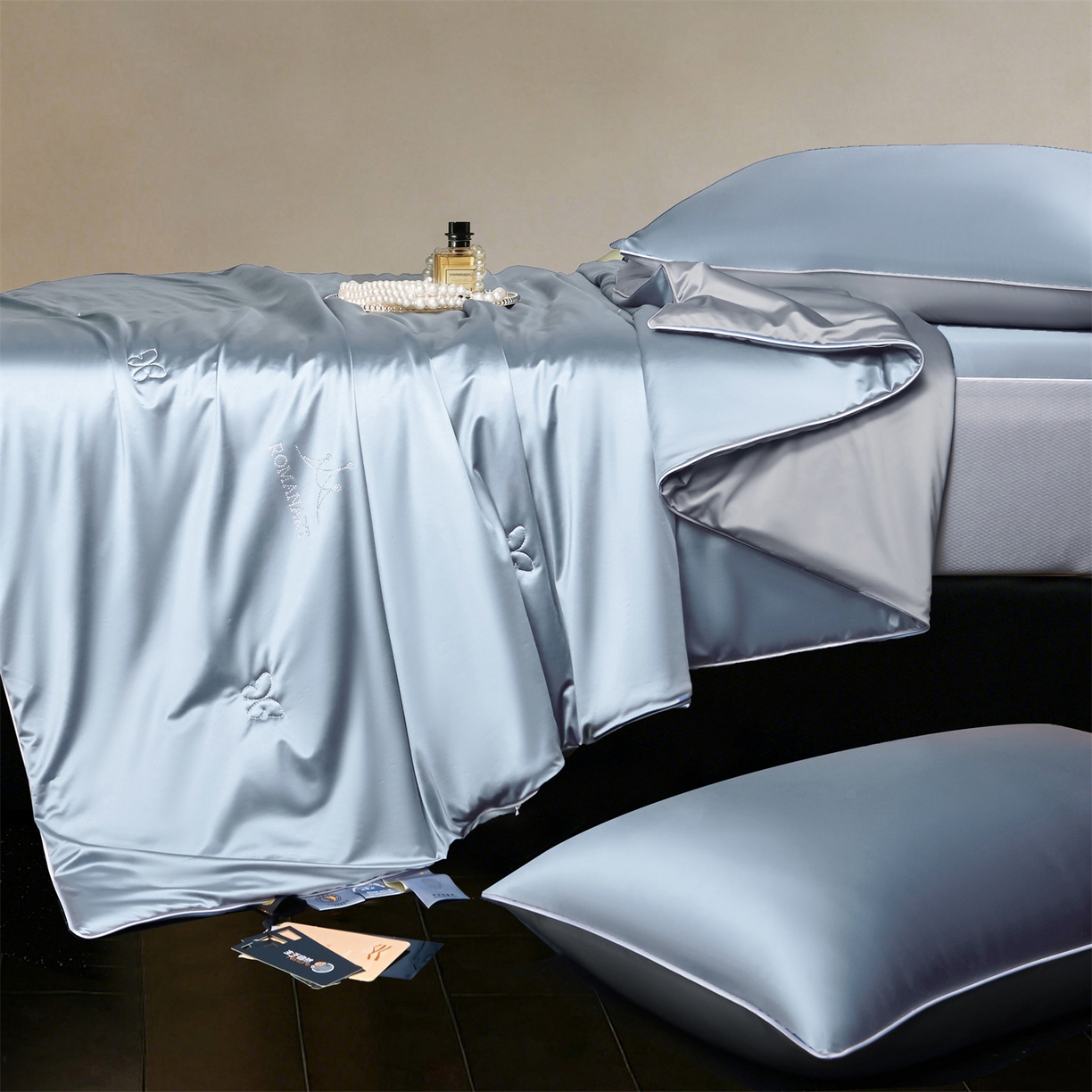 91家纺网 家纺一手货源 找家纺 鸣升家纺 2026新款100%蚕丝夏凉被可水洗柞蚕丝夏被被子被芯蚕丝被空调被蚕丝夏被桑蚕丝被 浅蓝色