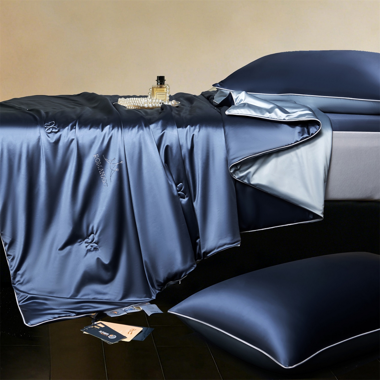 91家纺网 家纺一手货源 找家纺 鸣升家纺 2026新款100%蚕丝夏凉被可水洗柞蚕丝夏被被子被芯蚕丝被空调被蚕丝夏被桑蚕丝被 蓝色