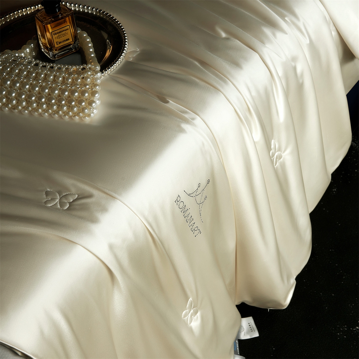 91家纺网 家纺一手货源 找家纺 鸣升家纺 2026新款100%蚕丝夏凉被可水洗柞蚕丝夏被被子被芯蚕丝被空调被蚕丝夏被桑蚕丝被 香槟