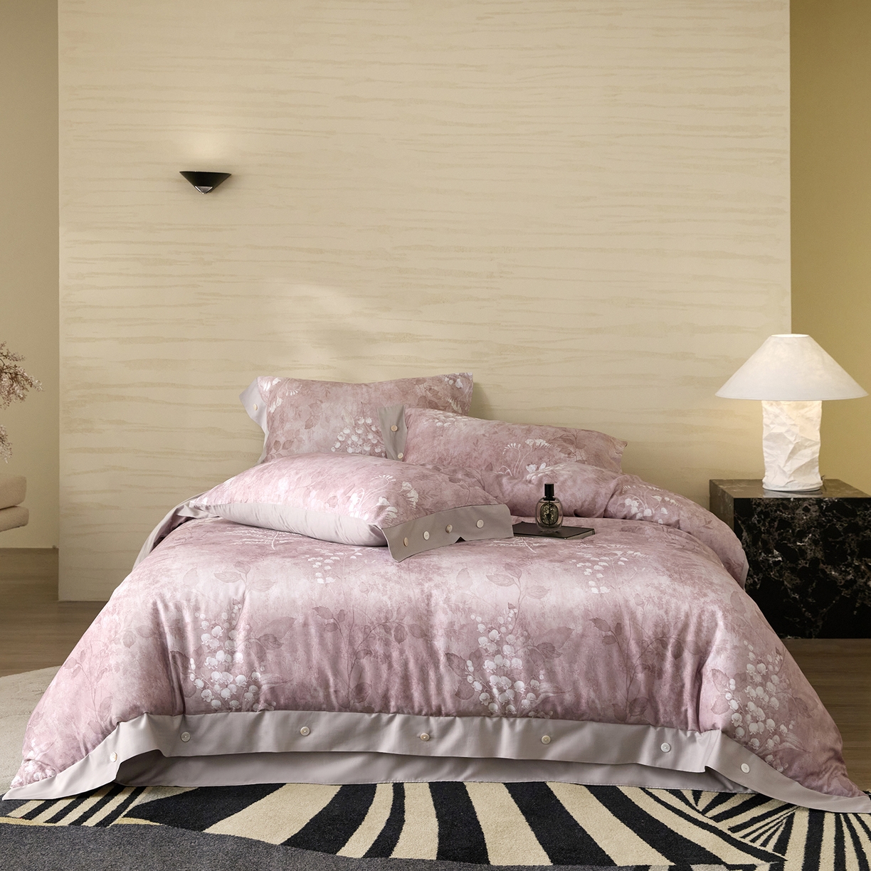 91家纺网 家纺一手货源 找家纺 梧桐树 2026新款60支长绒棉纯棉宽边纽扣系列四件套 N608埃莉诺豆沙