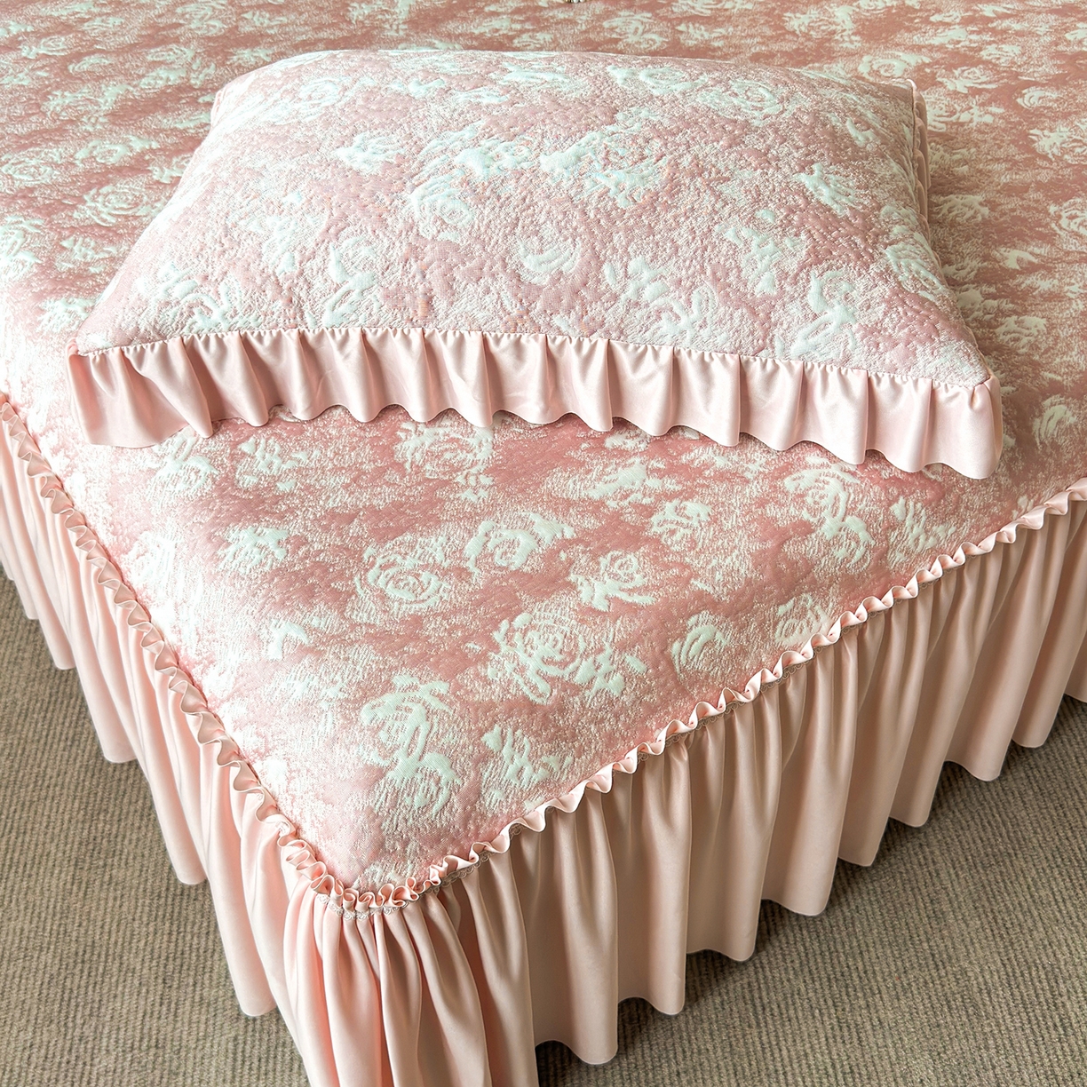 91家纺网 家纺一手货源 找家纺 （总）柔品 2026春夏新款PE中分子床裙款凉席席子-梦里繁花